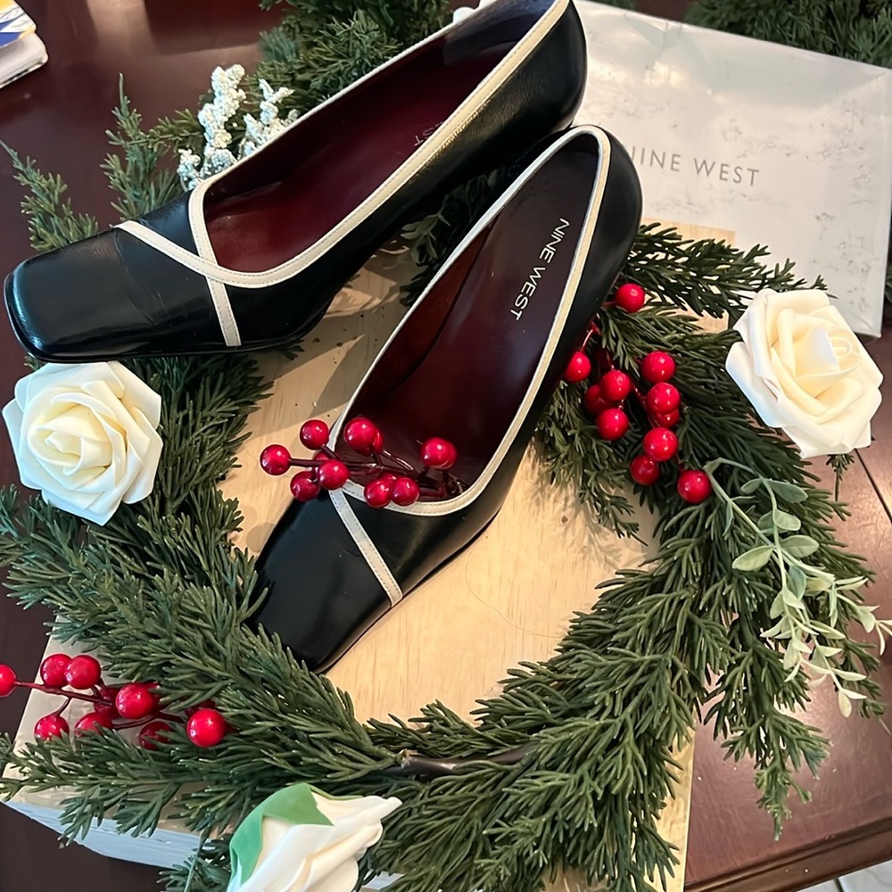 Vintage Black and white heels Nine West - Picture 10 of 13
